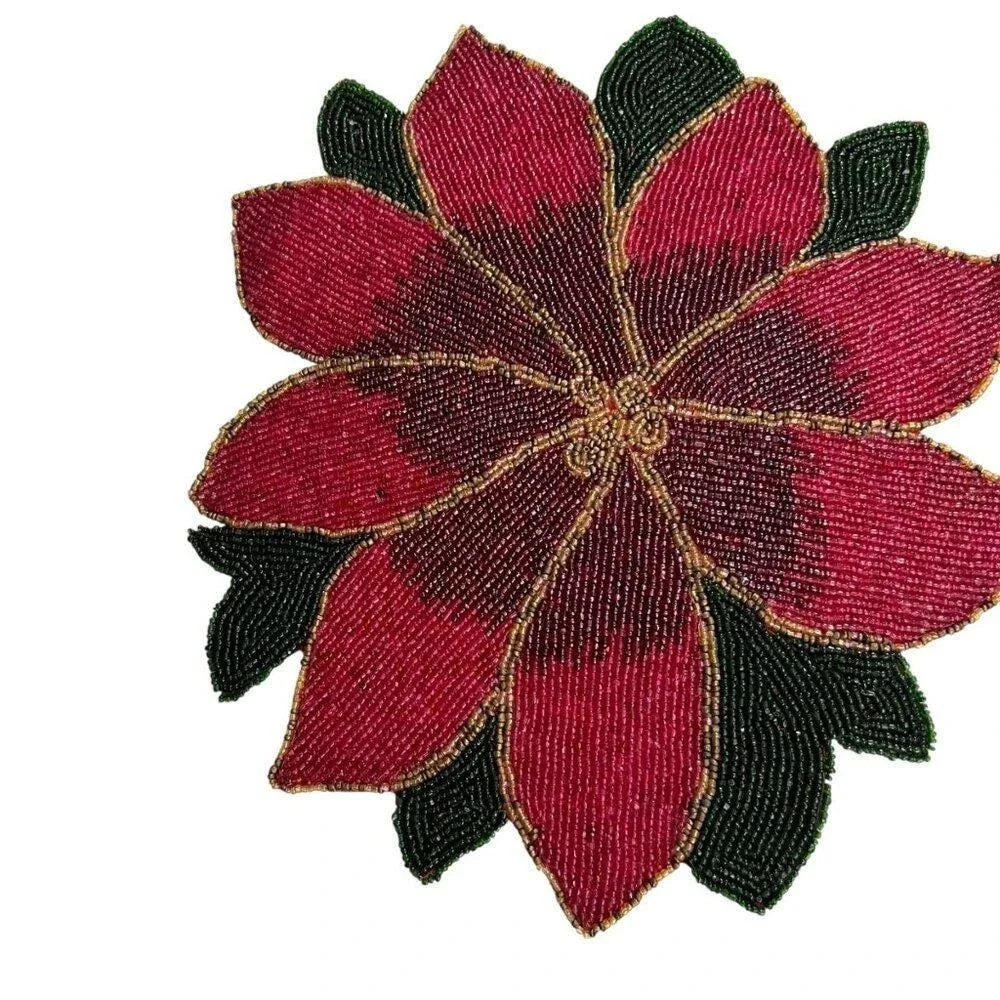 Vintage Beaded Poinsettia Holiday Placemats Set‎ Of 4 Red/Green/Gold Chargers